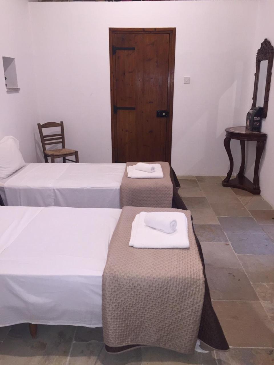 הוילה Alaminos Charoullas Traditional Mansion מראה חיצוני תמונה