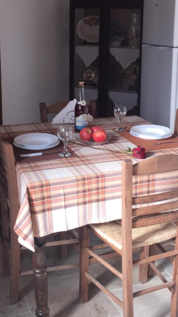 הוילה Alaminos Charoullas Traditional Mansion מראה חיצוני תמונה